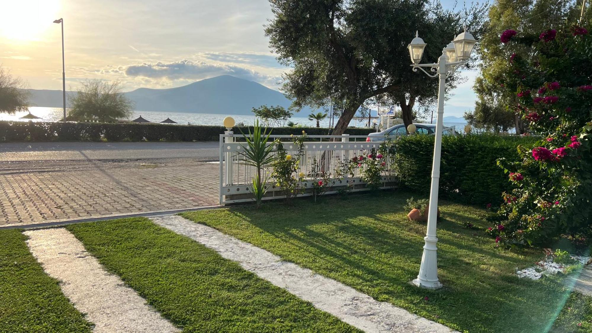 Nili Hotel Vlorë Εξωτερικό φωτογραφία